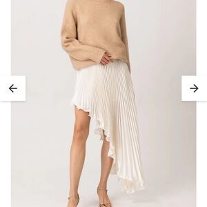 Line & Dot Asymmetric Pleated Skirt Women’s X-Small Cream Off-White Bridal